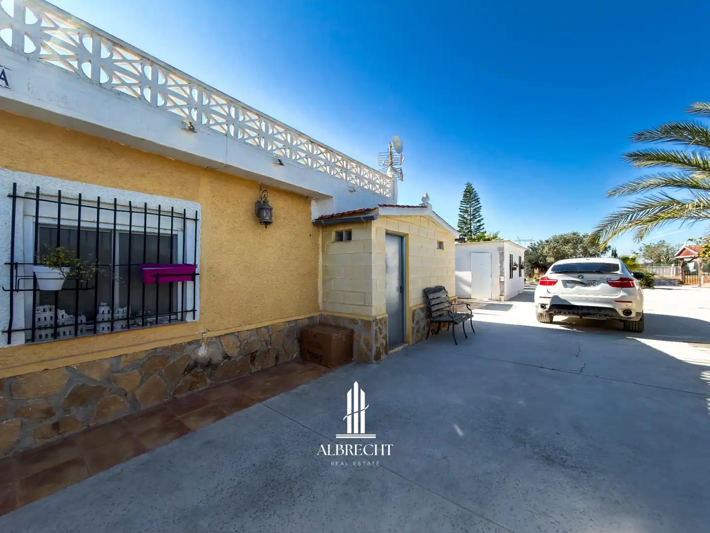 Vista exterior de Casa o chalet en venta en Elche / Elx con Aire acondicionado, Calefacción y Terraza