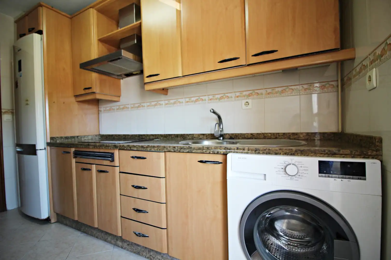 Küche von Wohnung zum Verkauf in Huelva mit Möbliert und Balkon