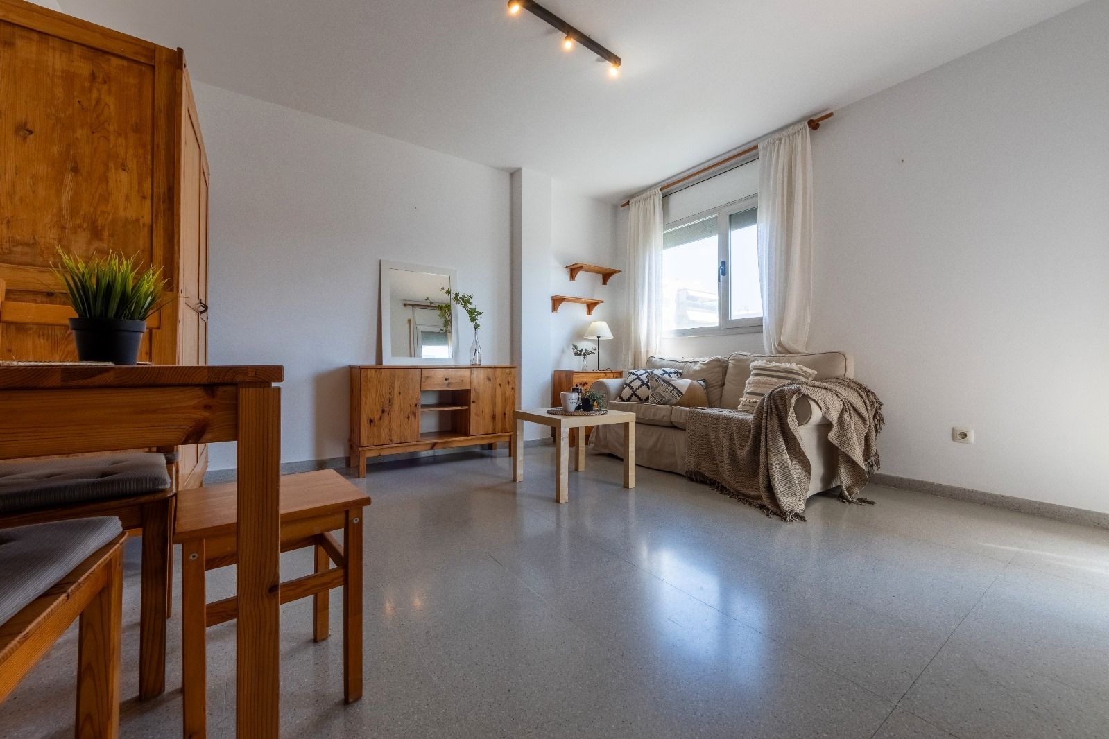 Dormitori de Apartament en venda en  Tarragona Capital amb Aire condicionat, Calefacció i Moblat