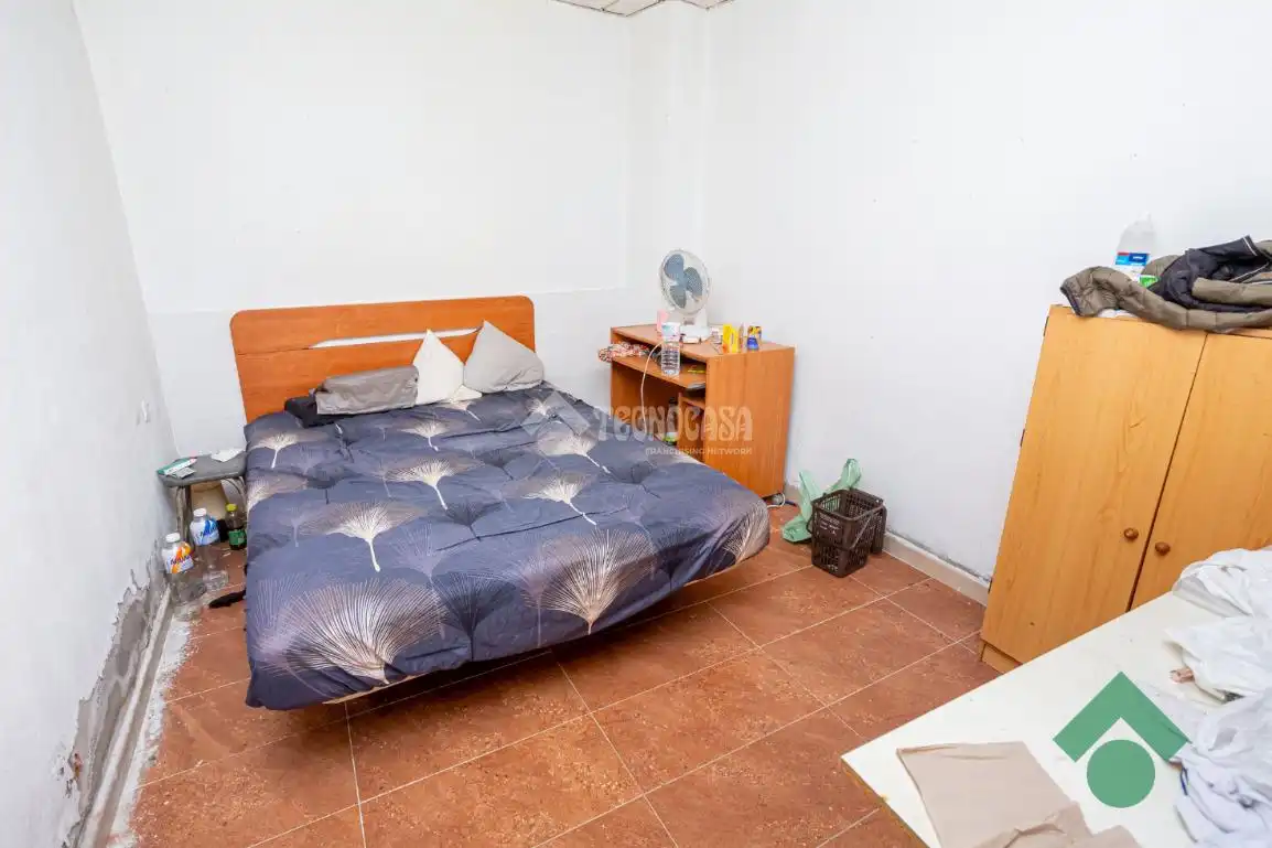 Dormitori de Casa adosada en venda en Algeciras amb Terrassa