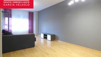 Living room of Flat for sale in  Albacete Capital  with Air Conditioner, Heating and Storage room