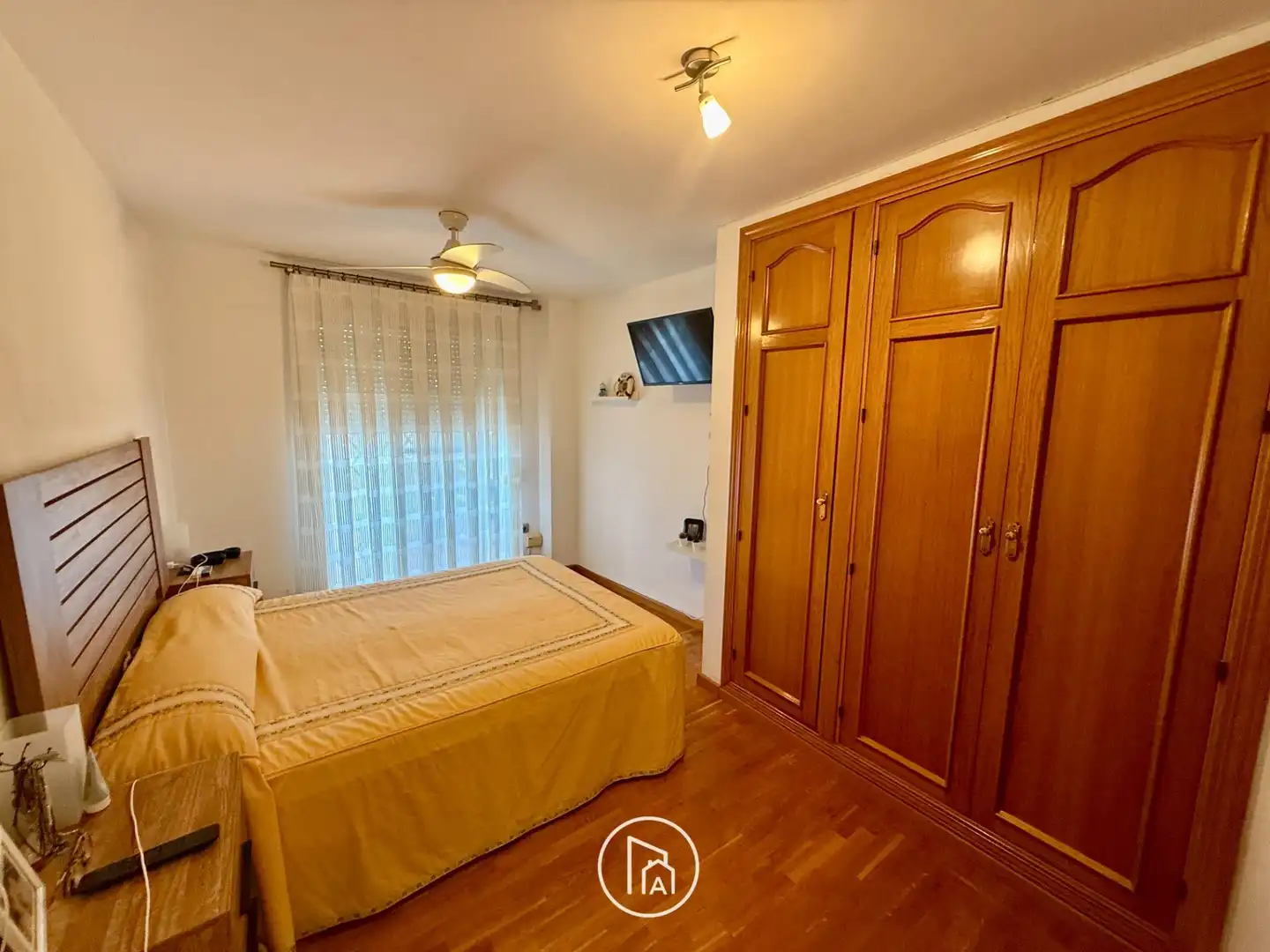 Habitación de Ático en venta en Paterna con Parquet, Terraza y Trastero