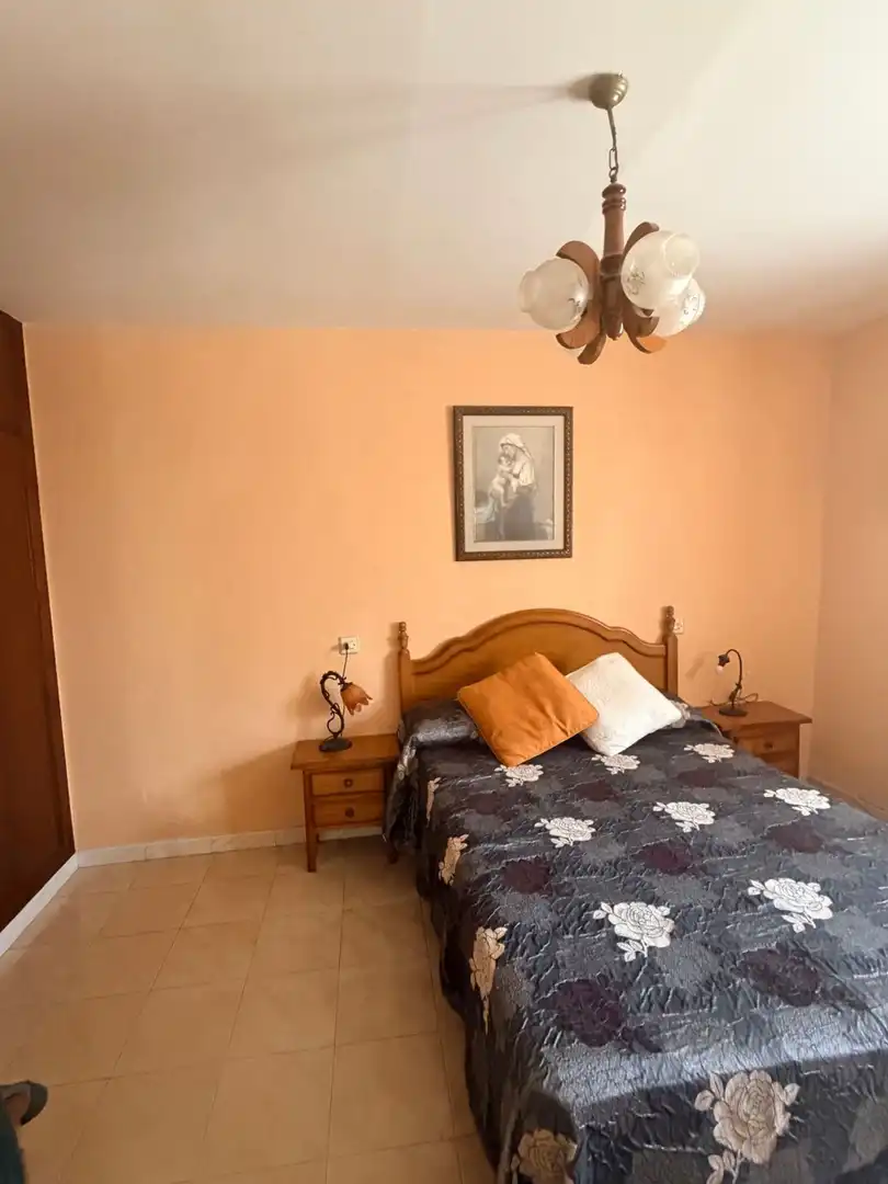 Habitación de Casa o chalet en venta en Navia con Calefacción, Terraza y Trastero