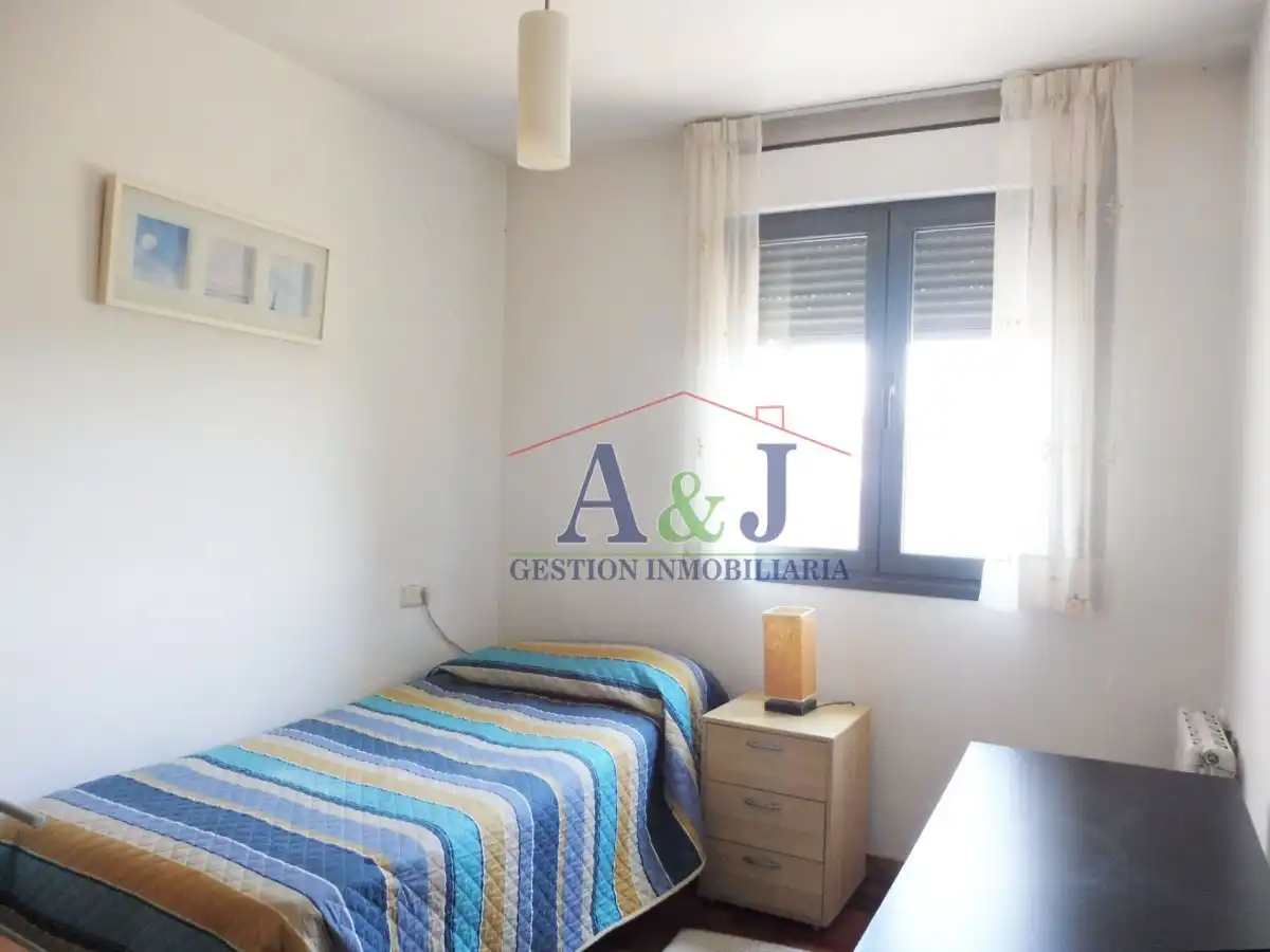Wohnung zur Miete in Calle Alfonsina Storni, La Pereda