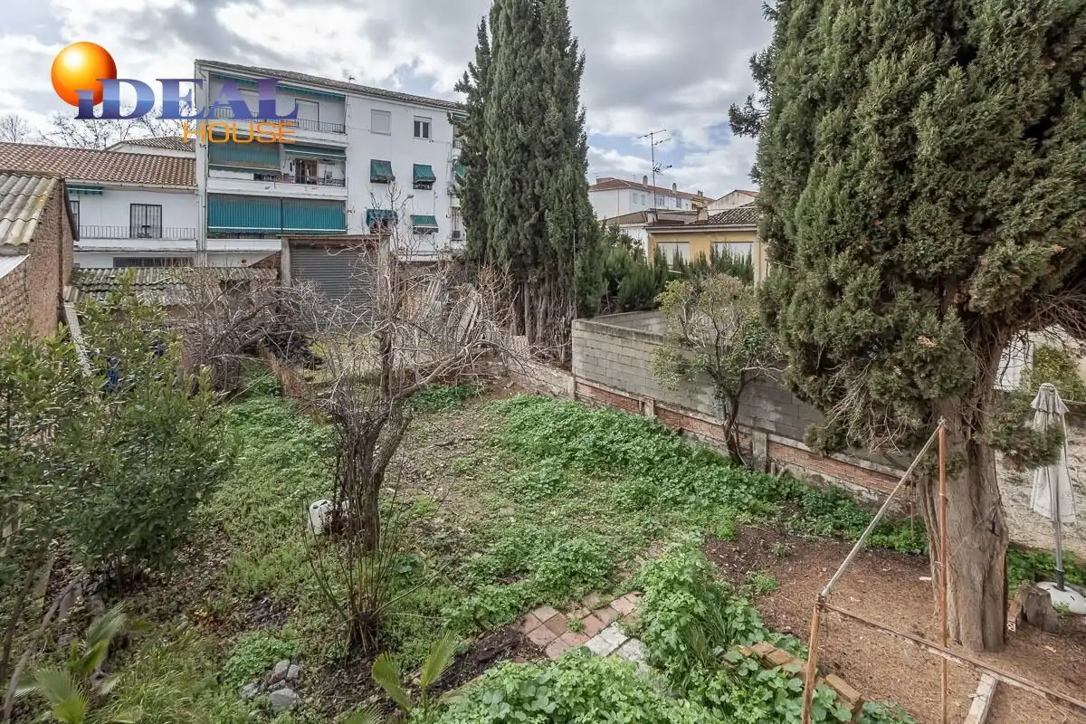 Adossat amb jardí en venda a Calle ANTONIO MACHADO, imagen 4