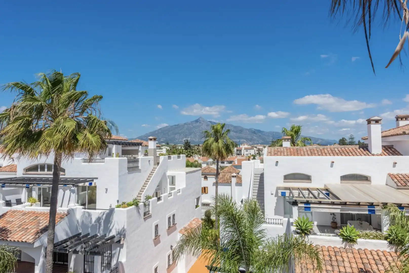 Außenansicht von Maisonette zum Verkauf in Marbella mit Terrasse, Möbliert und Gemeinschaftspool