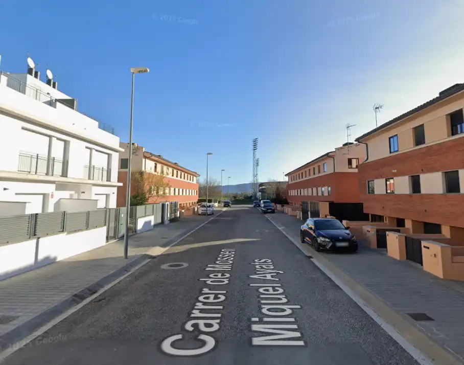 Vista exterior de Piso en venta en Figueres