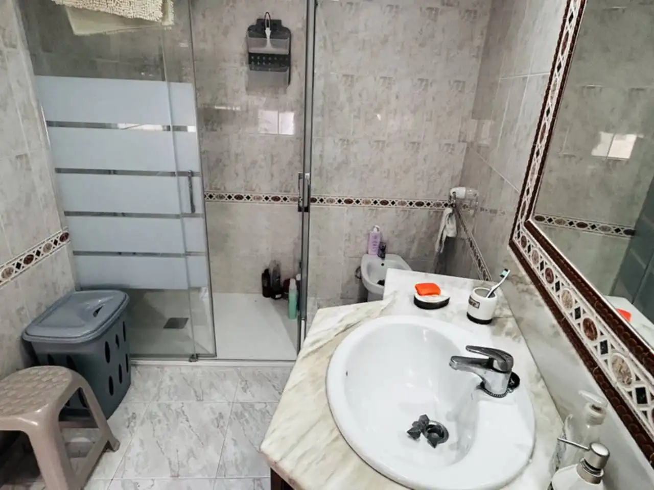 Baño de Piso en venta en Almuñécar con Aire acondicionado y Amueblado