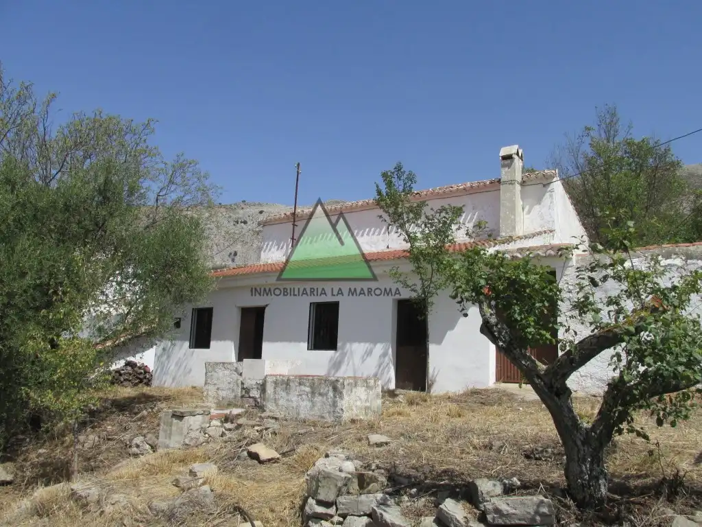 Casa rústica amb jardí en venda a Periana, imagen 2