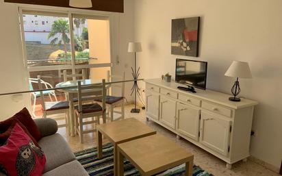 Sala d'estar de Apartament de lloguer en Algeciras amb Balcó