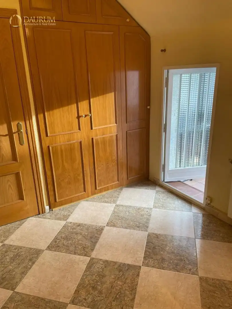 Houses for sale in  Madrid Capital  with Heating, Terrace and Storage room