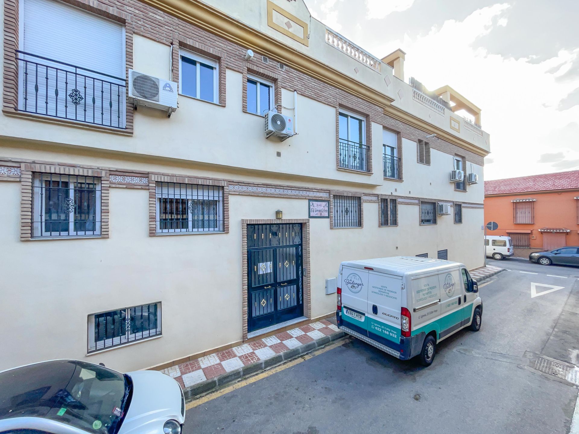 Vista exterior de Pis en venda en Armilla amb Aire condicionat, Calefacció i Moblat