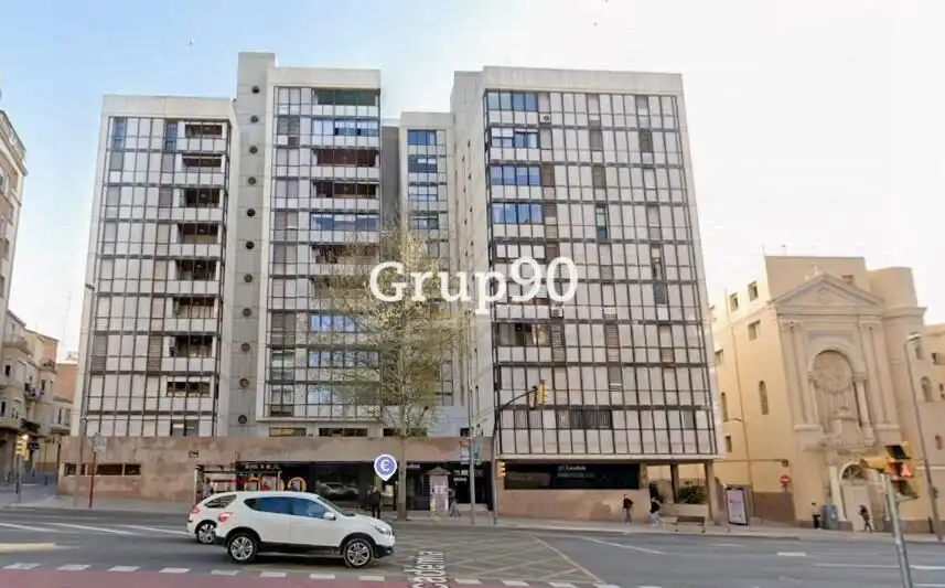 Vista exterior de Pis en venda en Lleida amb Calefacció i Balcó