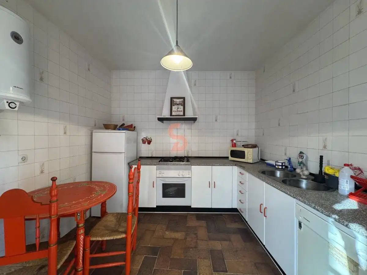 Cocina de Casa o chalet en venta en Alcazarén con Calefacción, Terraza y Trastero