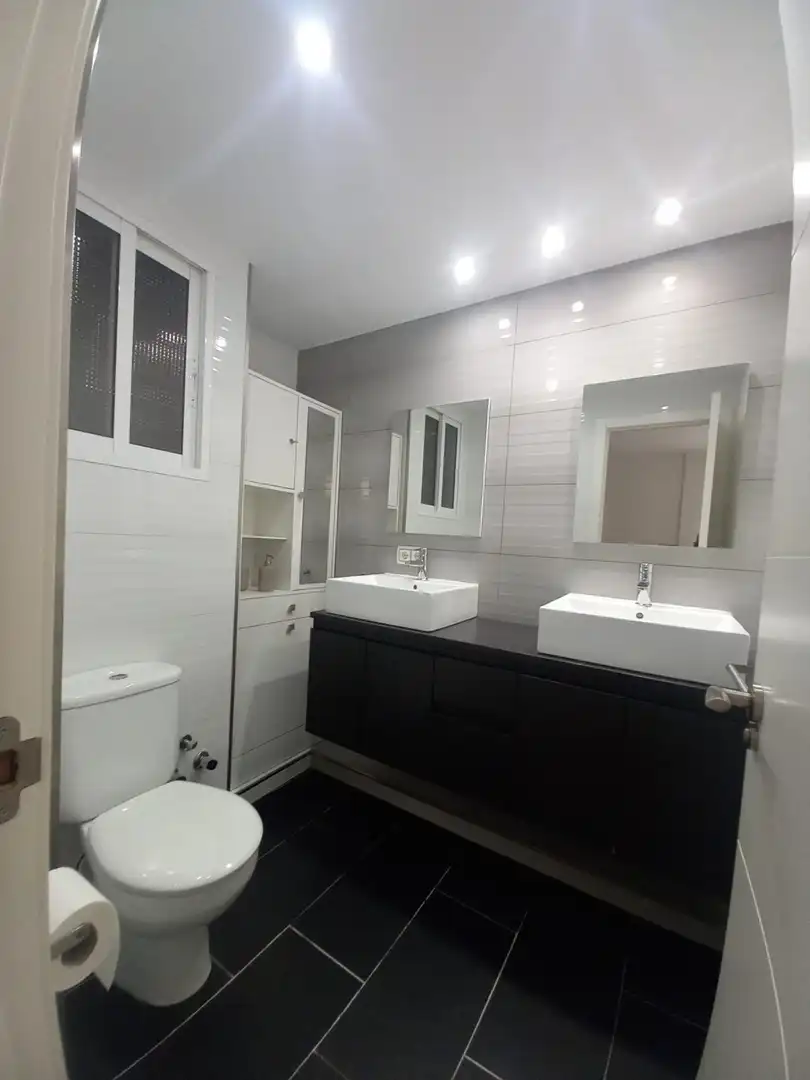 Baño de Piso en venta en Córdoba con Aire acondicionado y Balcón