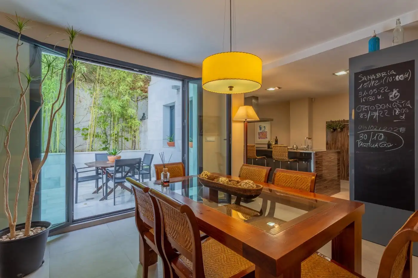 Comedor de Casa o chalet en venta en Granada con Aire acondicionado, Calefacción y Terraza