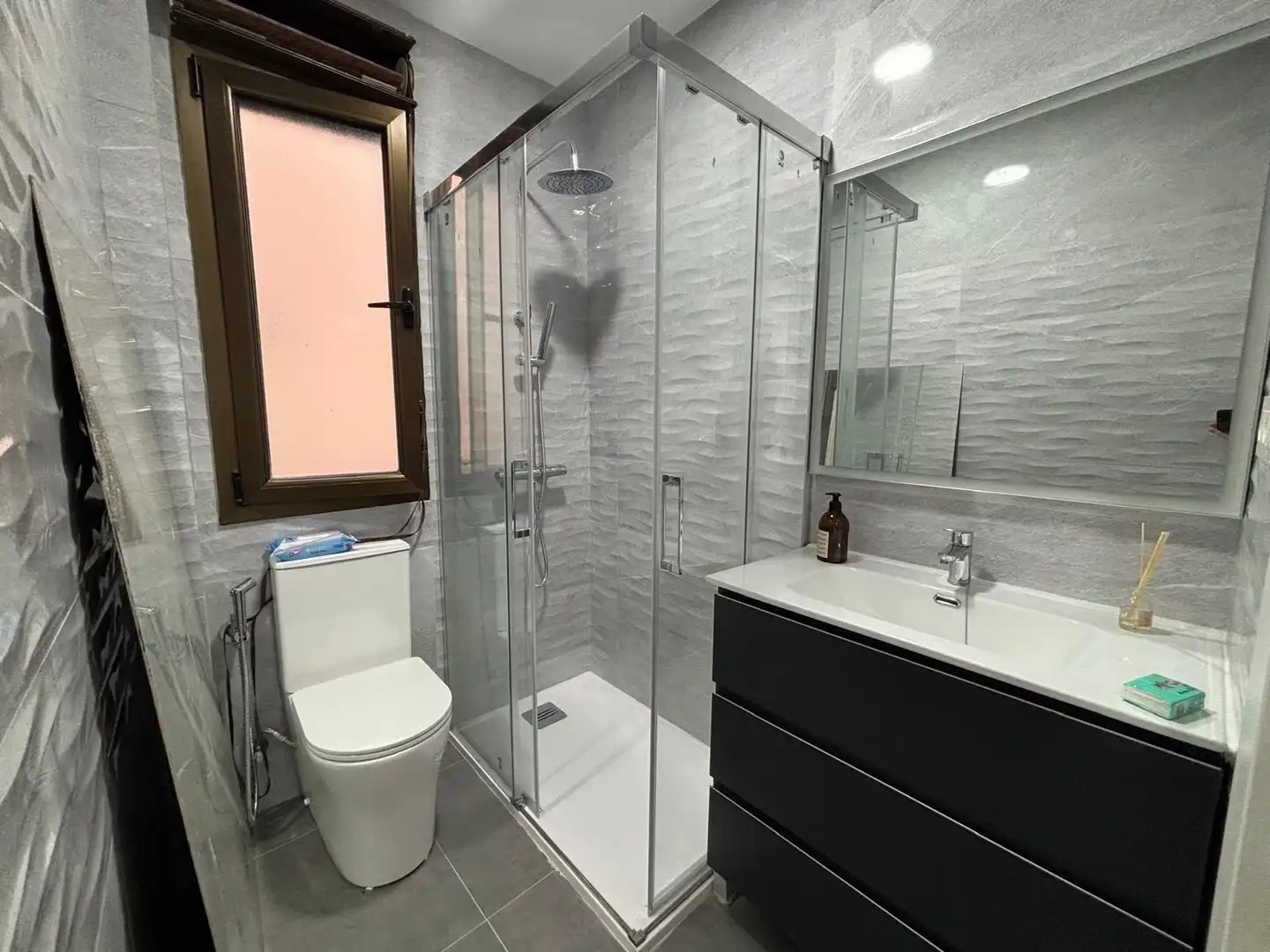 Baño de Piso en venta en Basauri  con Calefacción, Parquet y Amueblado