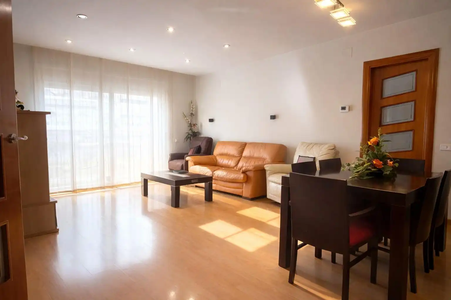 Sala d'estar de Casa o xalet en venda en Sabadell amb Aire condicionat, Calefacció i Parquet