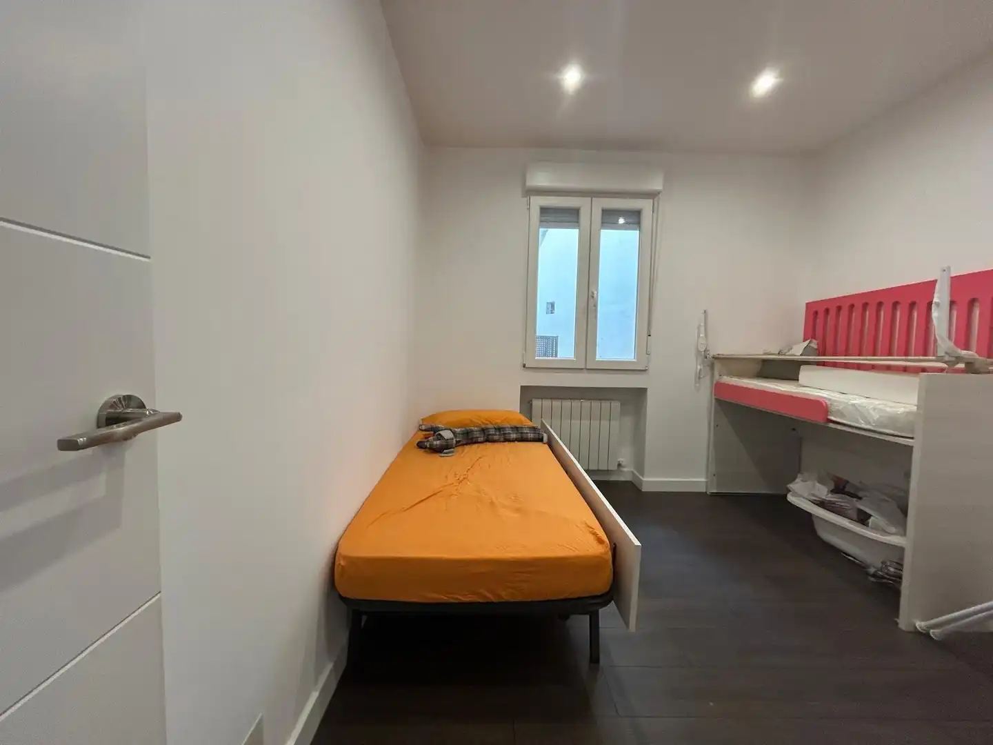 Habitación de Edificio en venta en Segovia