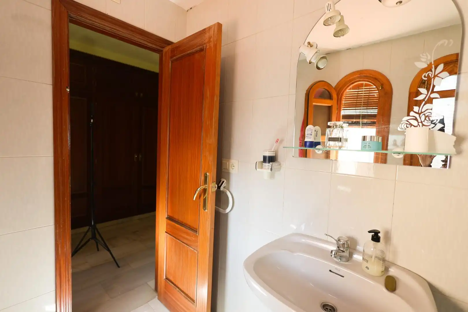 Bany de Casa o xalet en venda en Las Gabias amb Aire condicionat, Piscina i Balcó
