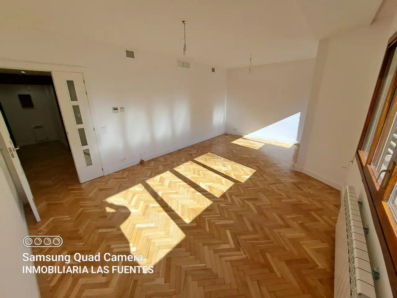 Sala de estar de Piso de alquiler en Zaragoza con Aire acondicionado, Calefacción y Terraza