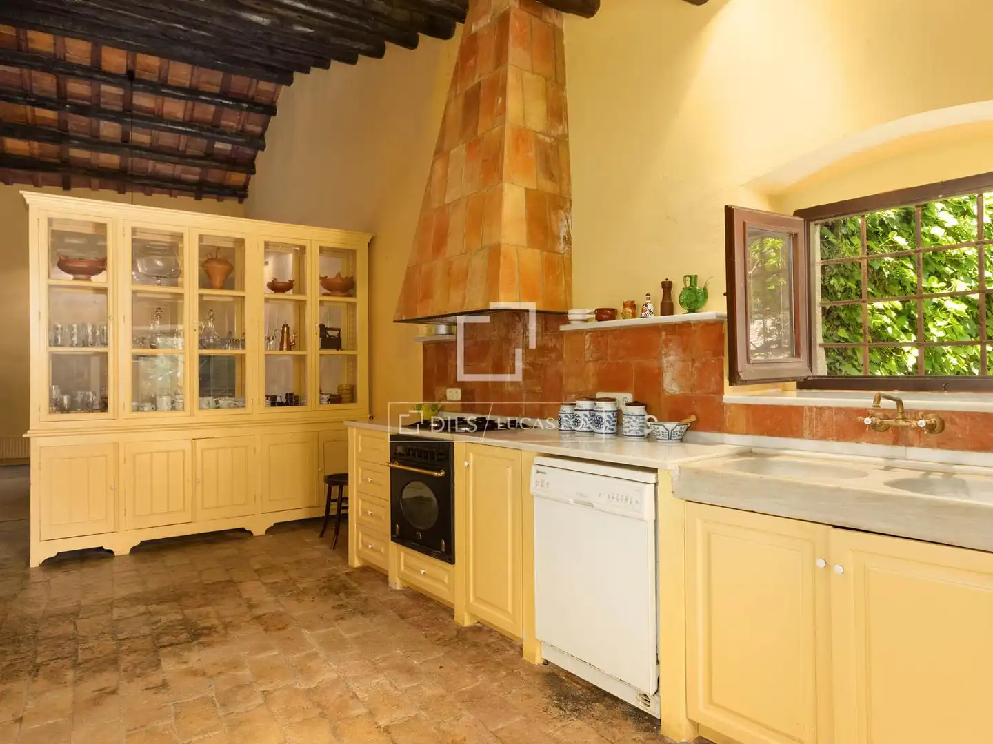 Cocina de Finca rústica en venta en Sant Mori con Calefacción, Jardín privado y Terraza