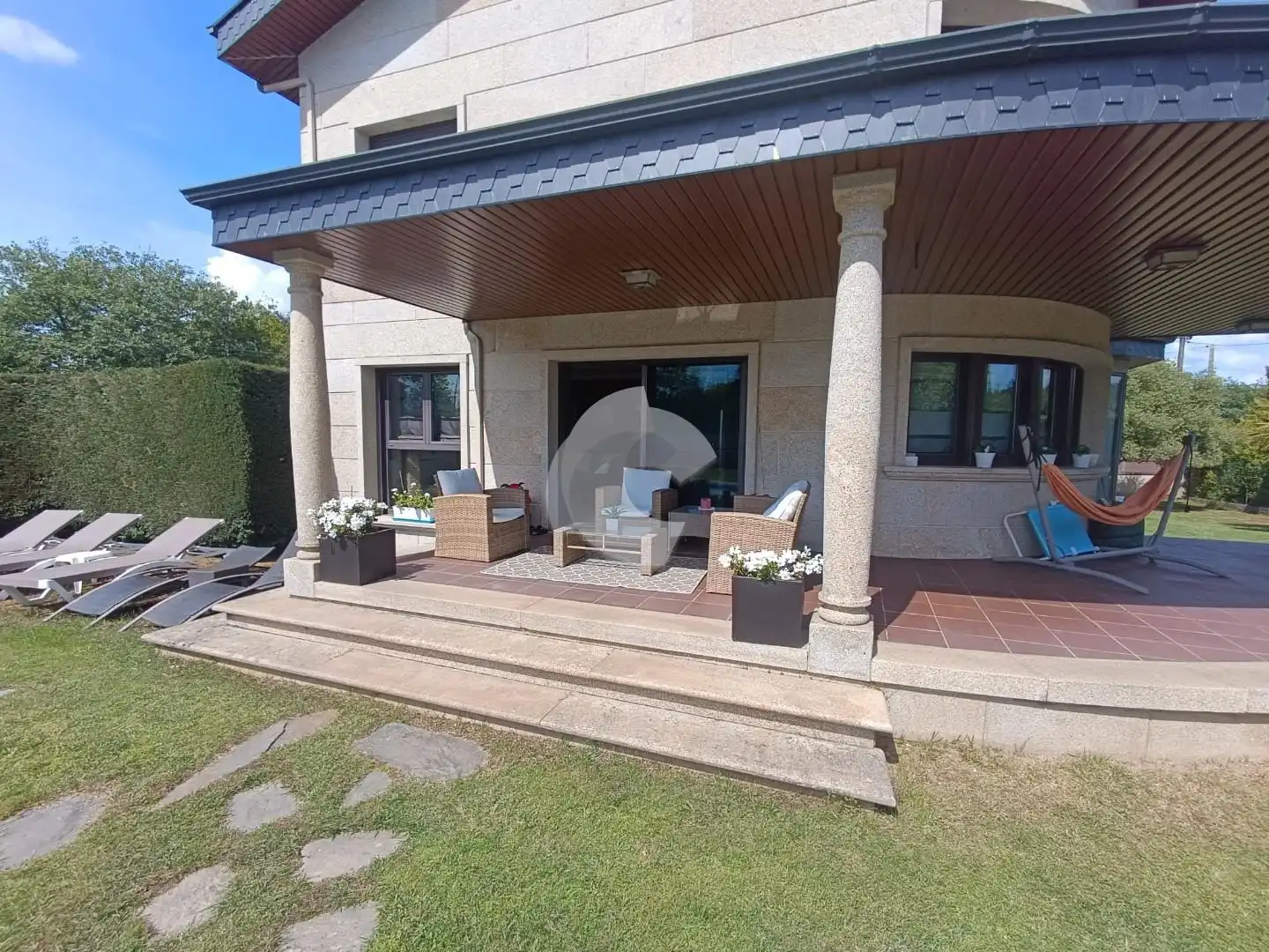 Terraza de Casa o chalet en venta en San Cibrao das Viñas con Calefacción, Jardín privado y Piscina