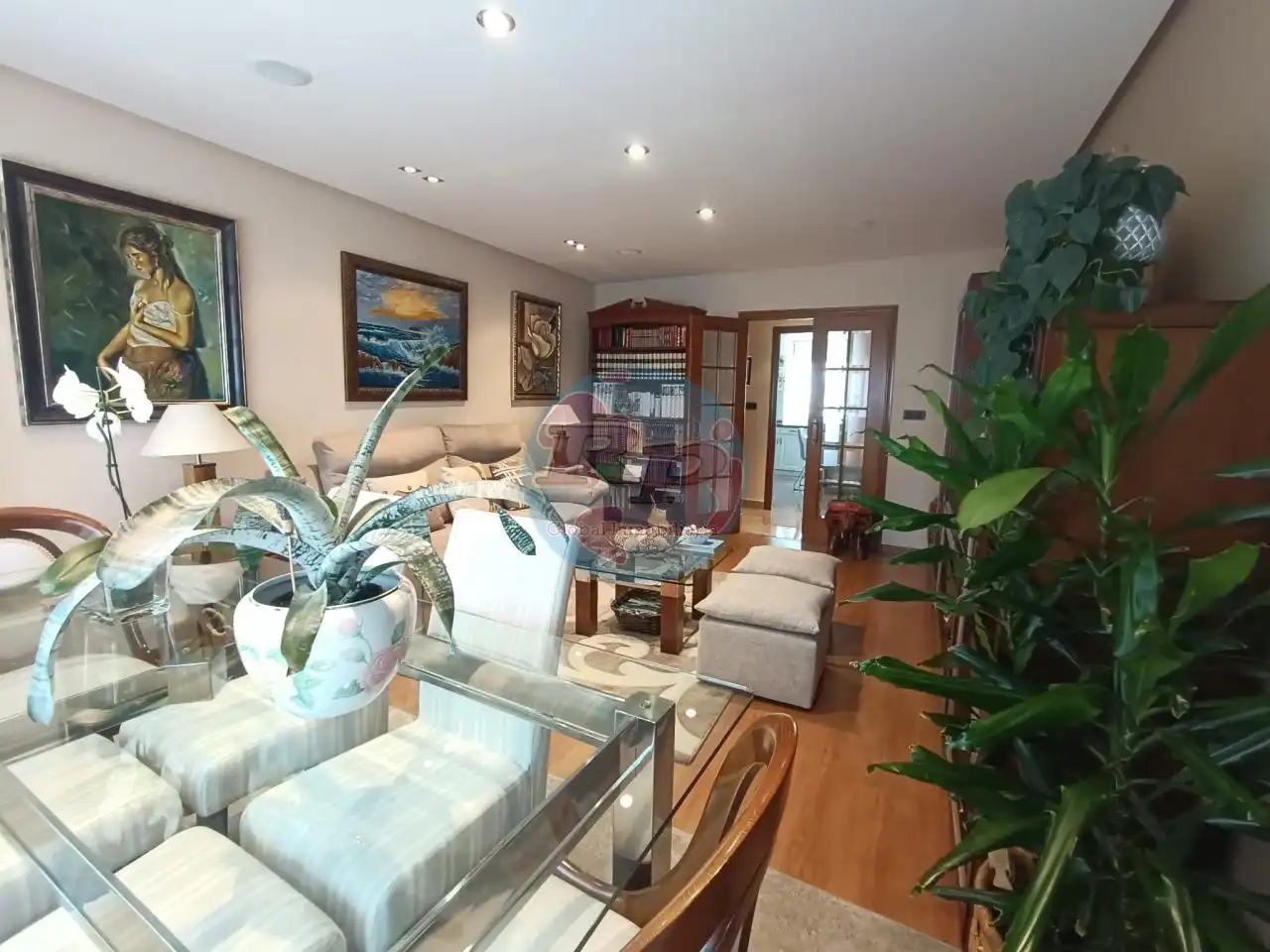 Casa amb jardí en venda a Trobajo del Camino