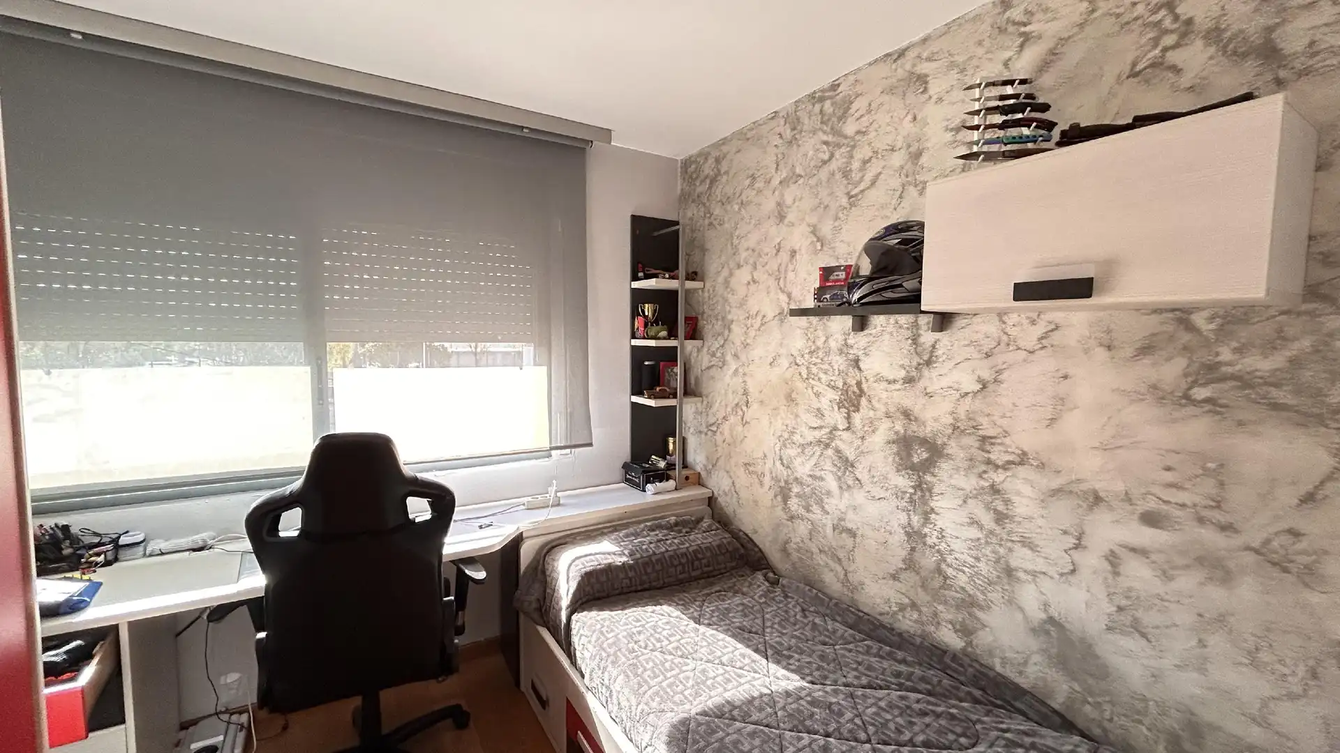 Dormitori de Casa o xalet en venda en Sant Andreu de la Barca amb Aire condicionat, Calefacció i Terrassa