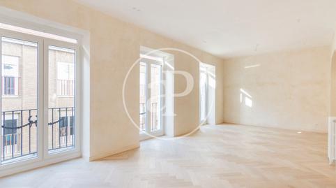 Photo 3 of Flat for sale in C. del Barco, Universidad - Malasaña,  Madrid Capital