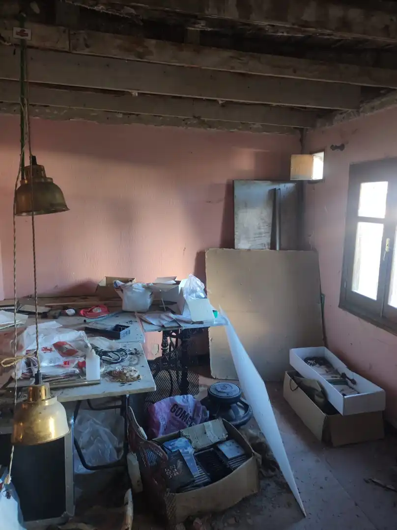Einfamilien-Reihenhaus zum Verkauf in Barruelo de Santullán mit Ofen, Waschmaschine und Fernseher