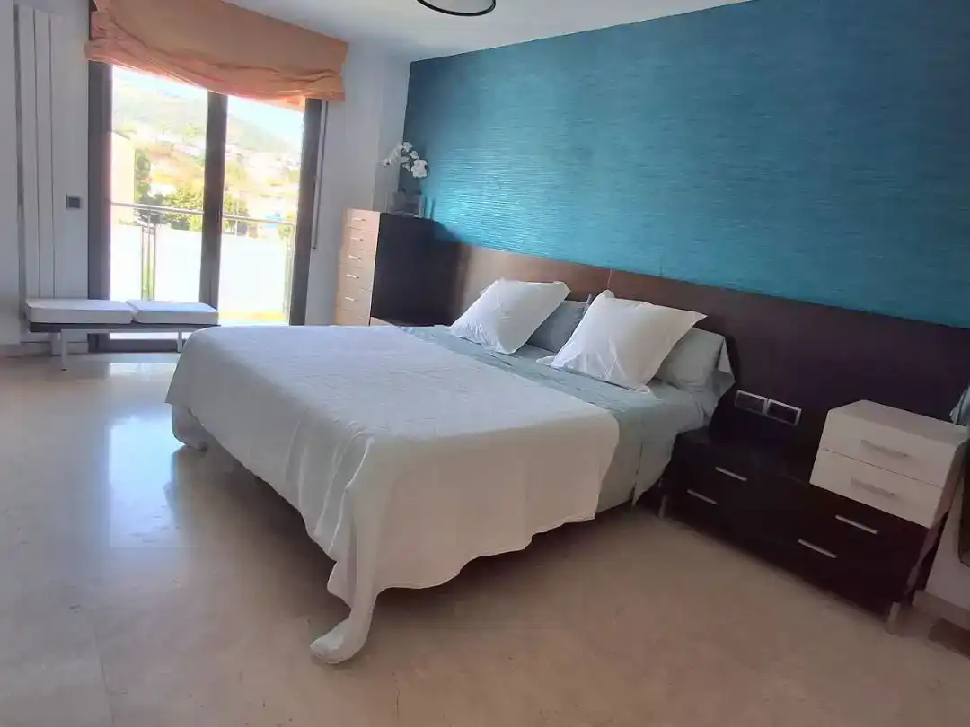 Habitación de Dúplex en venta en Calella con Aire acondicionado, Piscina y Balcón