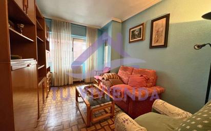 Living room of Flat for sale in Valladolid Capital  with Terrace