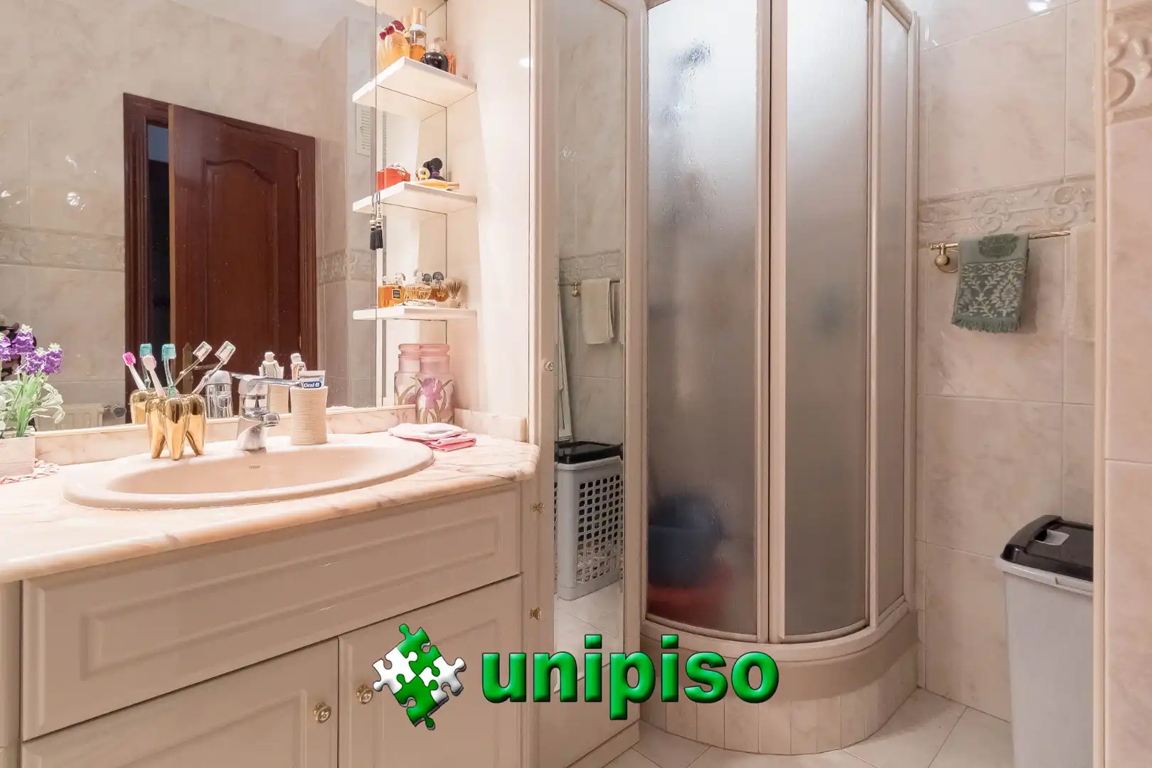 Baño de Piso en venta en Leganés con Aire acondicionado, Calefacción y Terraza
