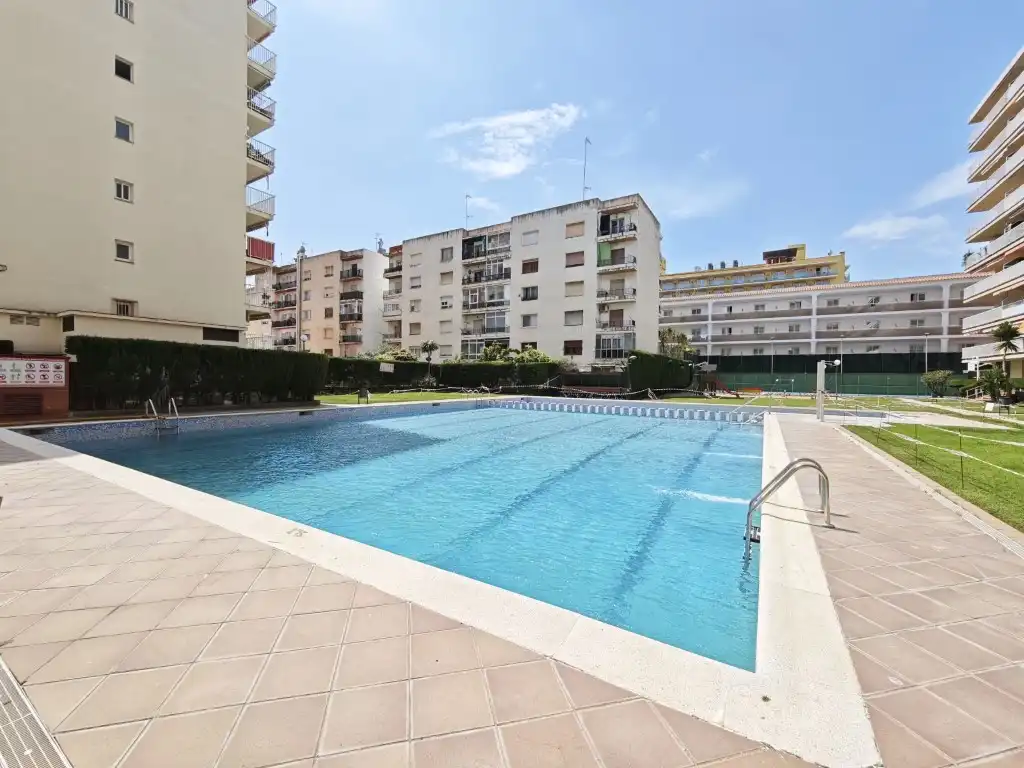 Schwimmbecken von Wohnungen zur Miete in Malgrat de Mar