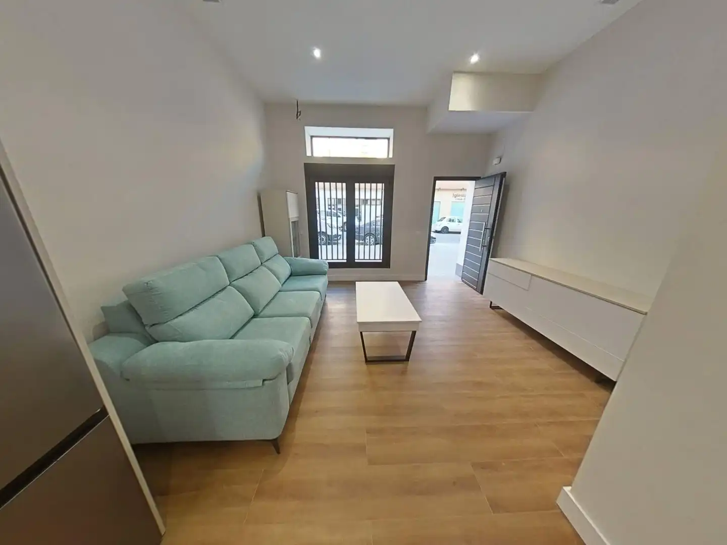 Sala d'estar de Apartament de lloguer en Córdoba amb Aire condicionat i Parquet