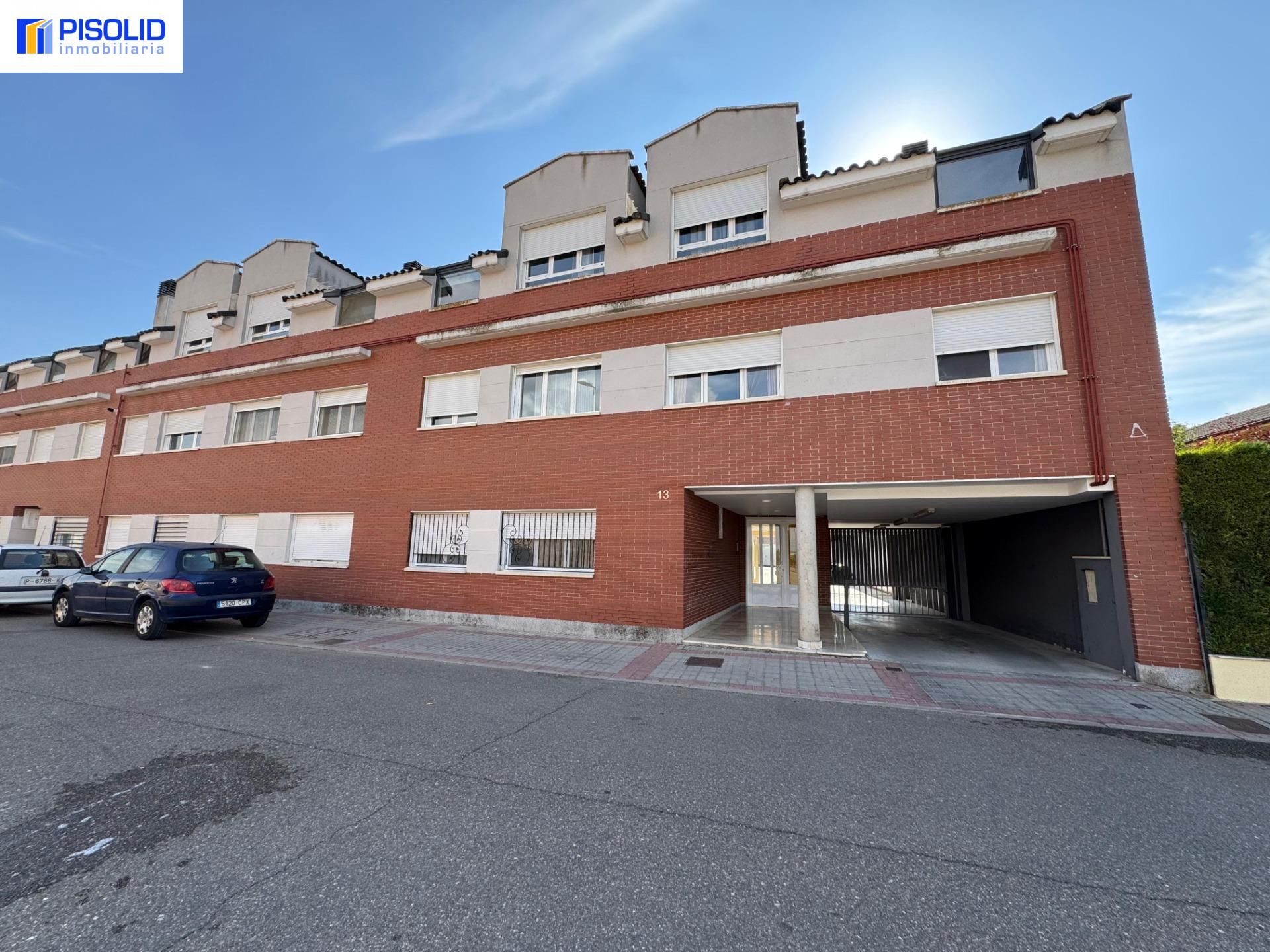 Exterior view of Flat for sale in Cabezón de Pisuerga