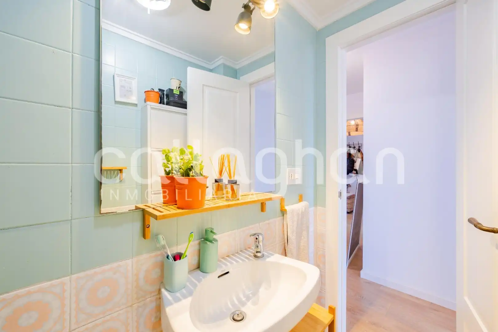 Baño de Piso en venta en Albuixech con Terraza, Amueblado y Balcón