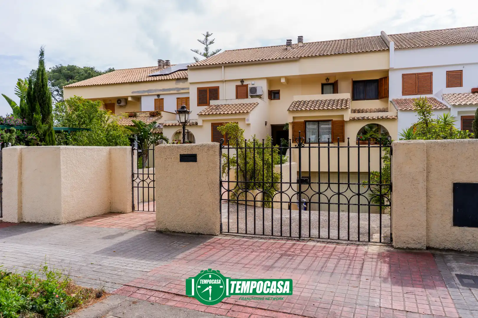 Casa a schiera con terrazza in vendita a Avinguda Guillem Tatay, imagen 6