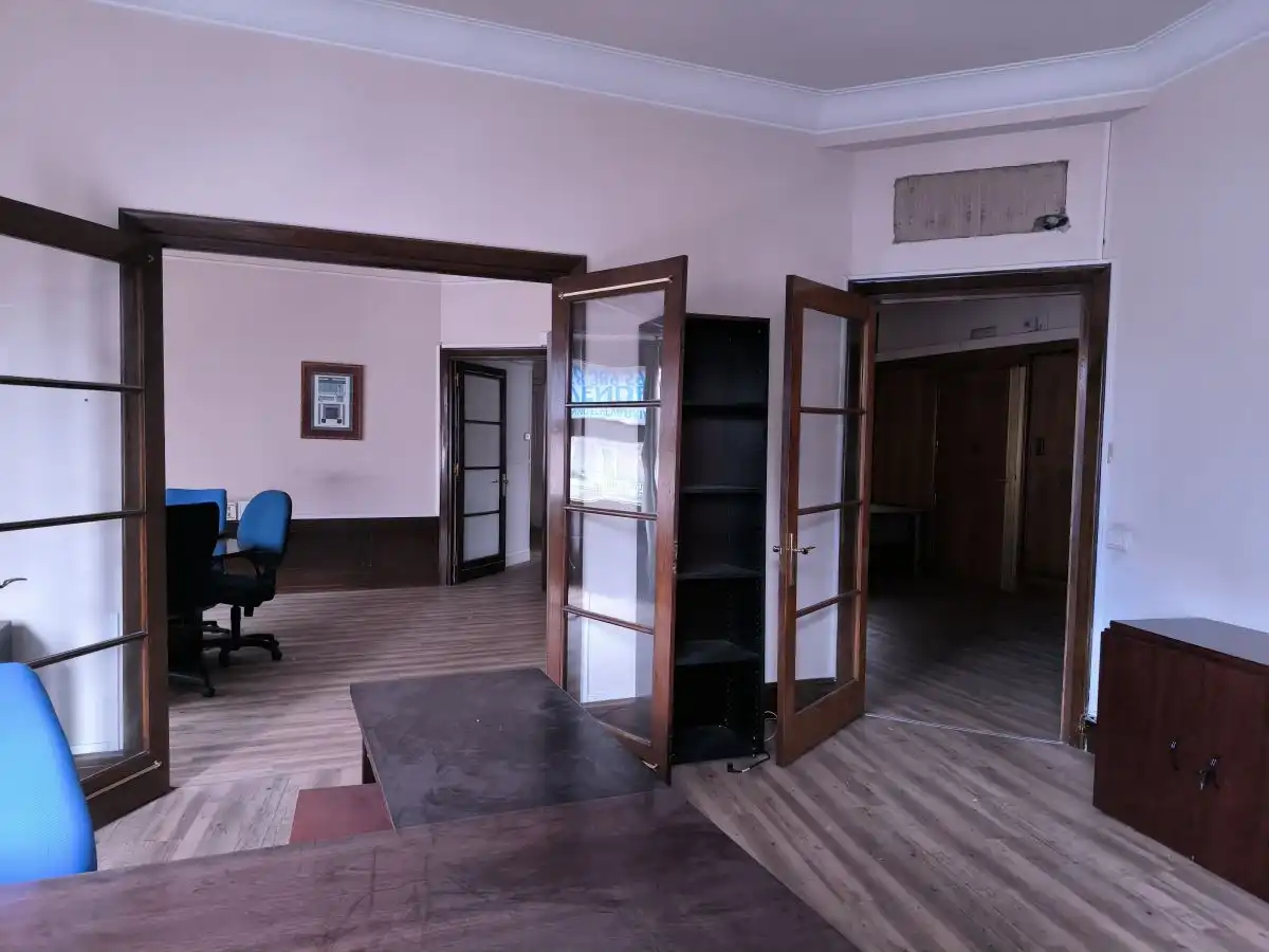Oficina con ascensor en venta en Abando - Albia, imagen 3