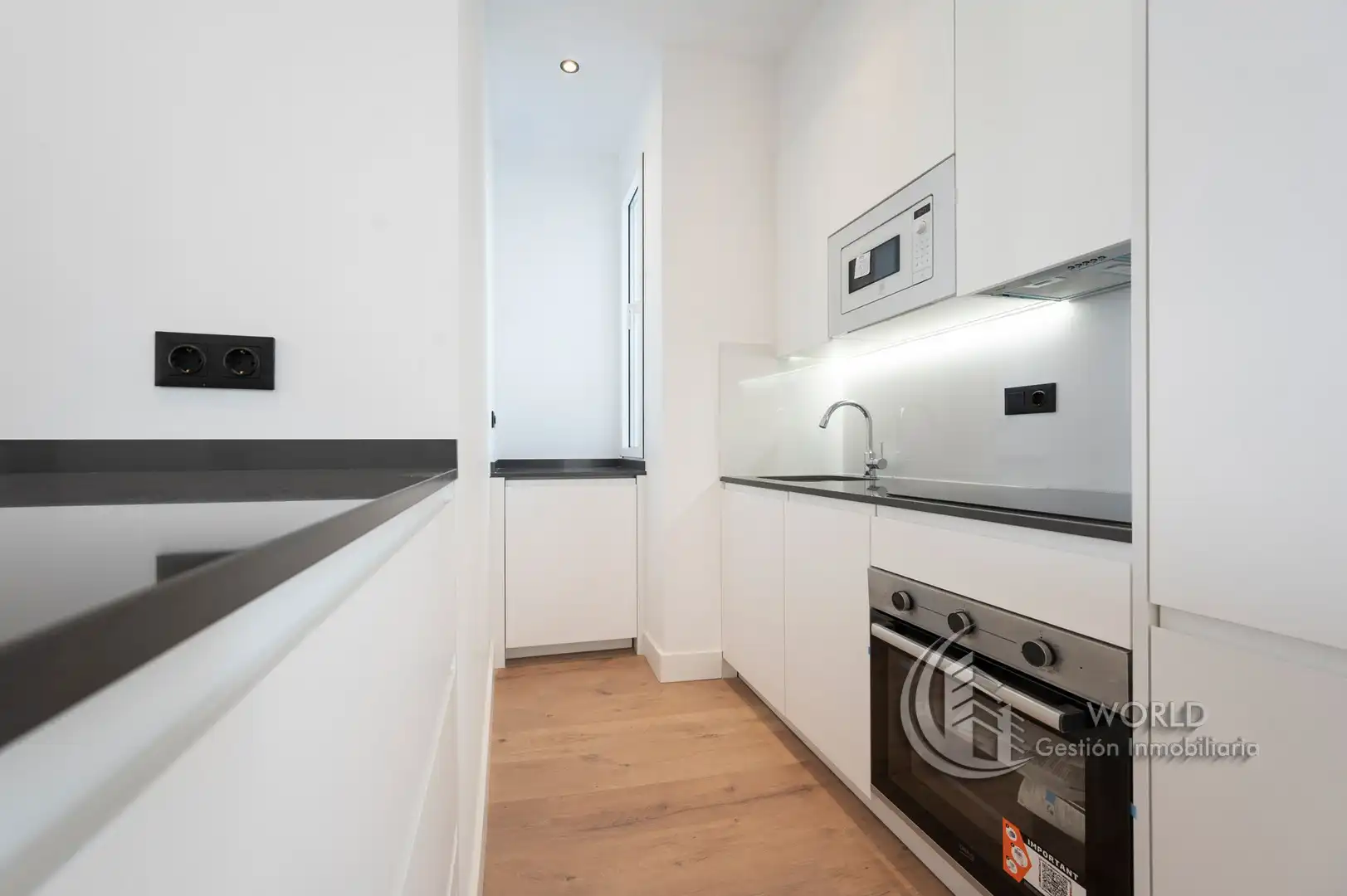 Cocina de Piso en venta en Madrid con Aire acondicionado, Calefacción y Horno