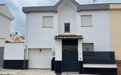 Exterior view of Single-family semi-detached for sale in Huétor Vega  with Air Conditioner, Heating and Parquet flooring