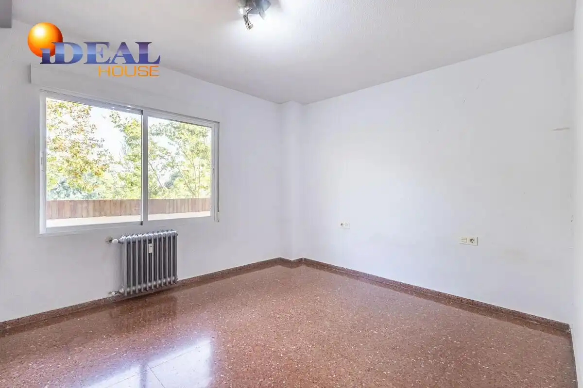 Flat with terrace for sale in Calle del Profesor Agustín Escribano 7, imagen 13