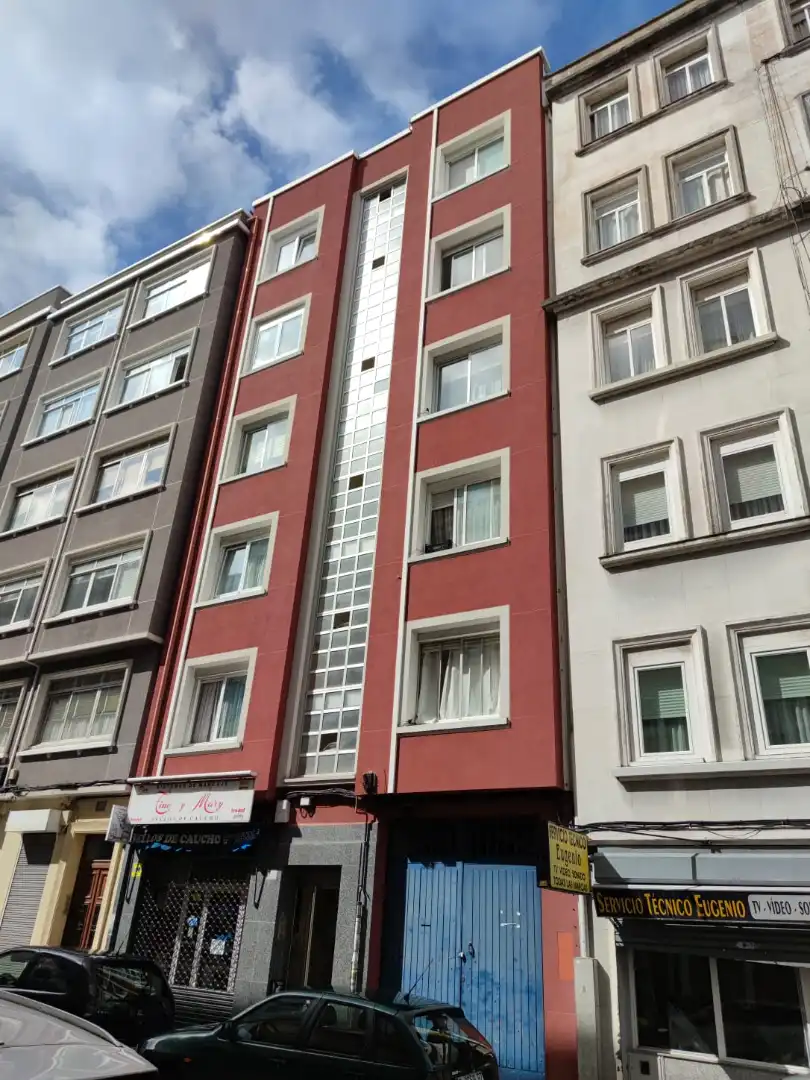Vista exterior de Pis en venda en A Coruña Capital  amb Moblat, Forn i Rentadora
