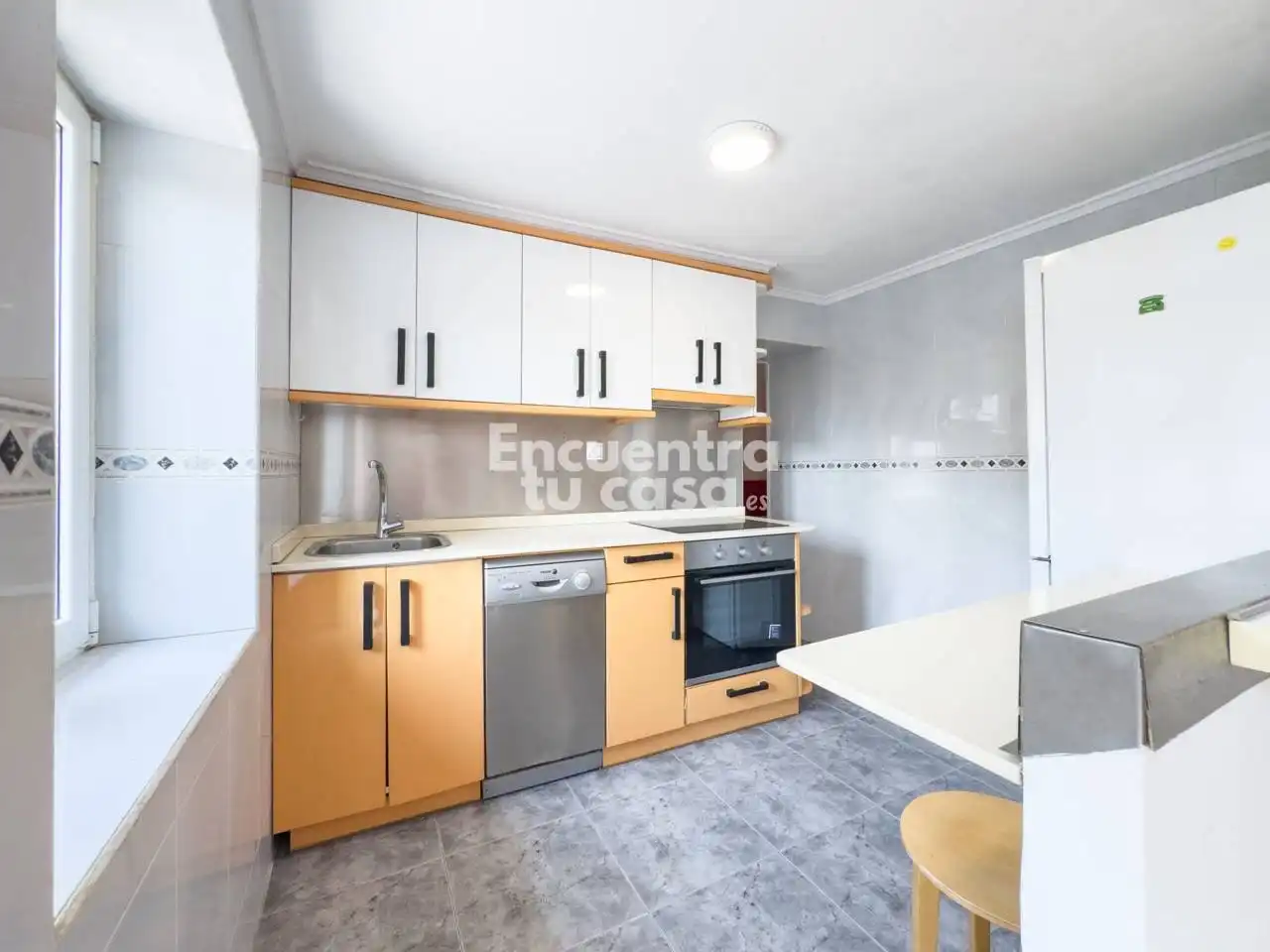 Cocina de Piso en venta en Hondarribia con Calefacción, Terraza y Trastero