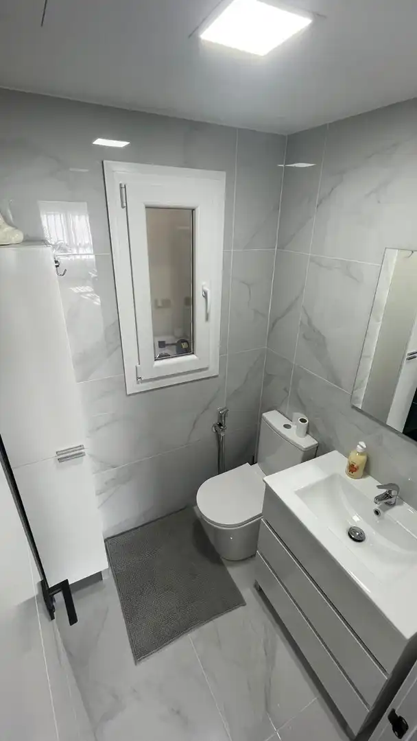 Bathroom of Apartments for sale in Benidorm  with Air Conditioner, Heating and Private garden