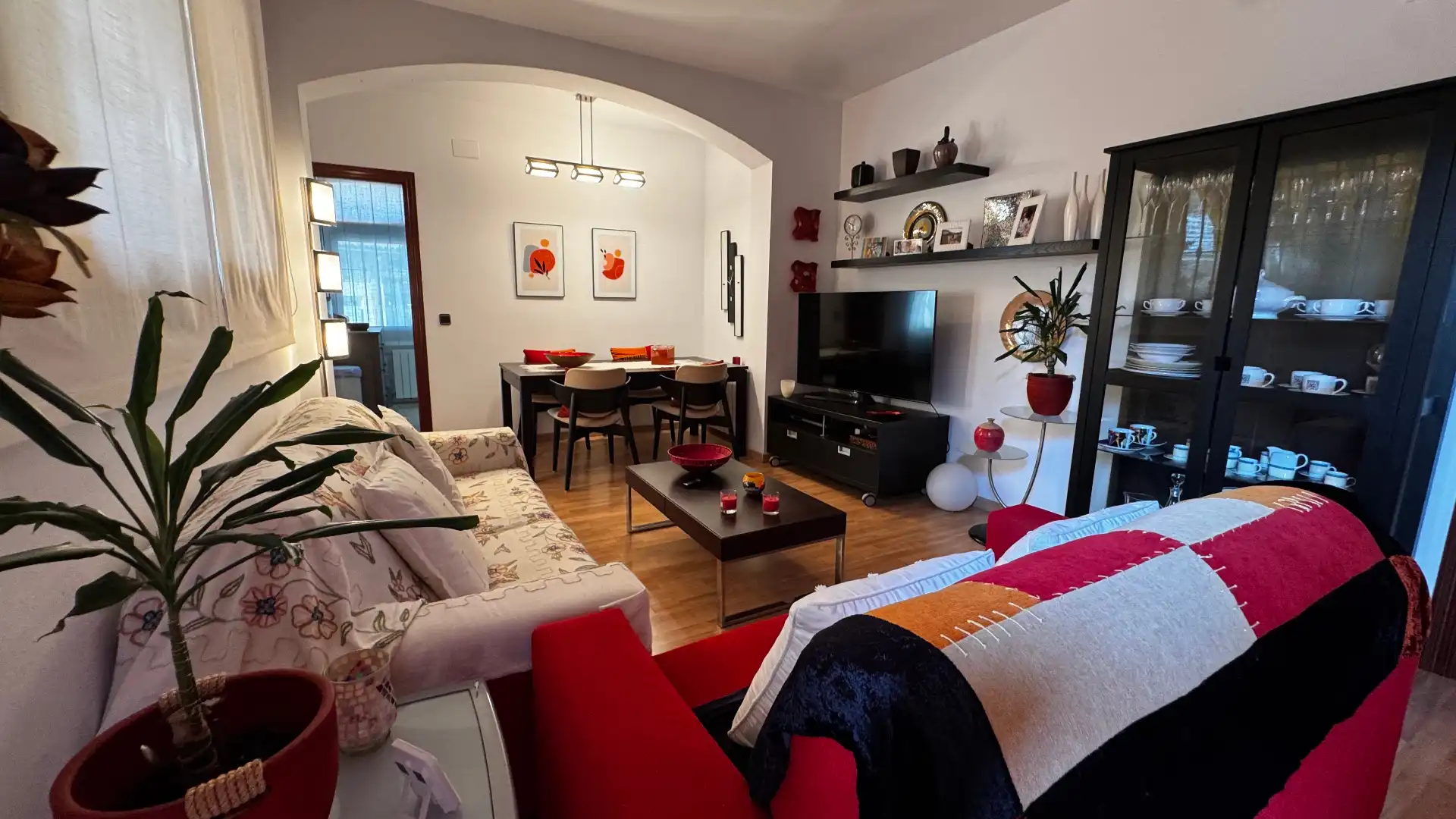 Wohnzimmer von Wohnung zum Verkauf in Roda de Berà mit Klimaanlage, Heizung und Parkett