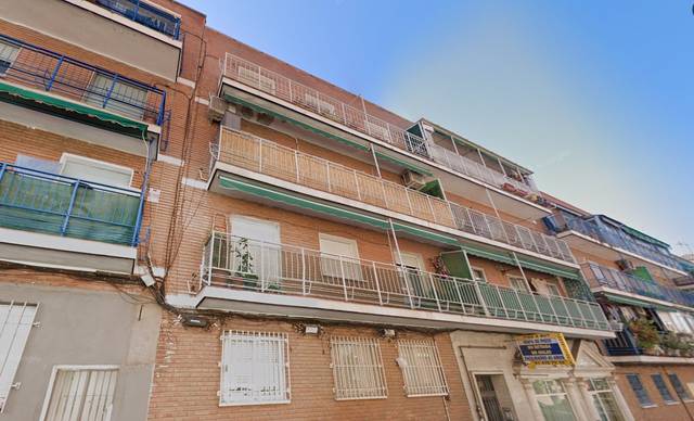 Piso en Venta en C/ Sierra Molina en San Diego