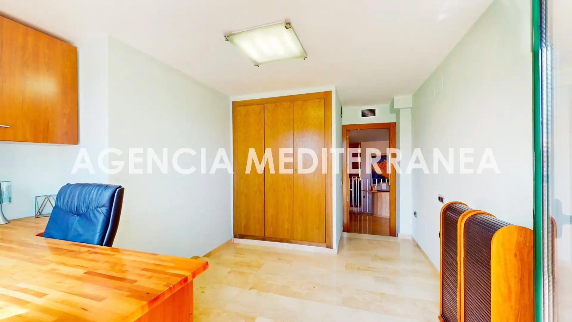 Maisonette zum Verkauf in Calle de Isabel de Villena, La Malva-rosa