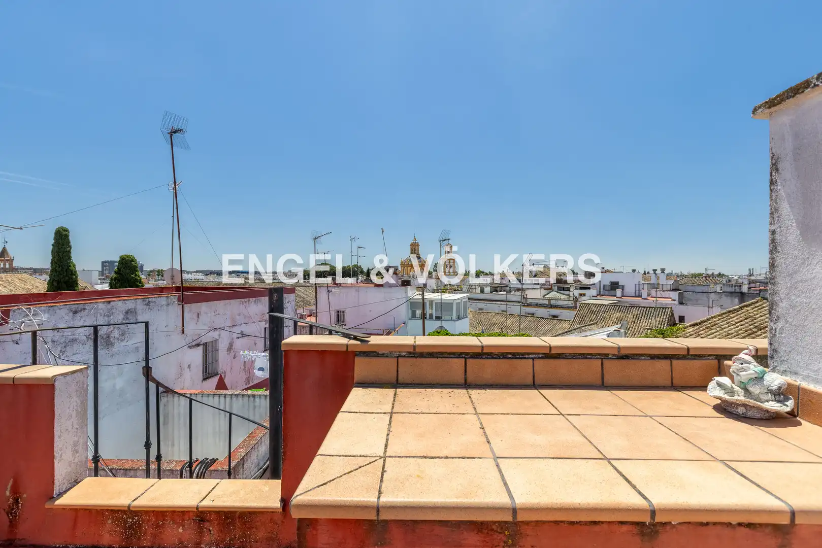 Terrace of Apartments for sale in Sevilla  with Heating and Balcony